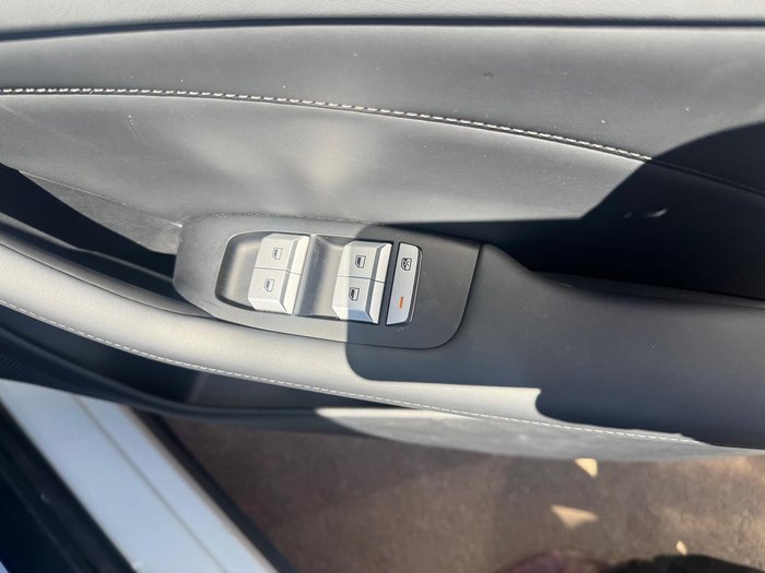 2025 MG MGS5 EV Excite 49