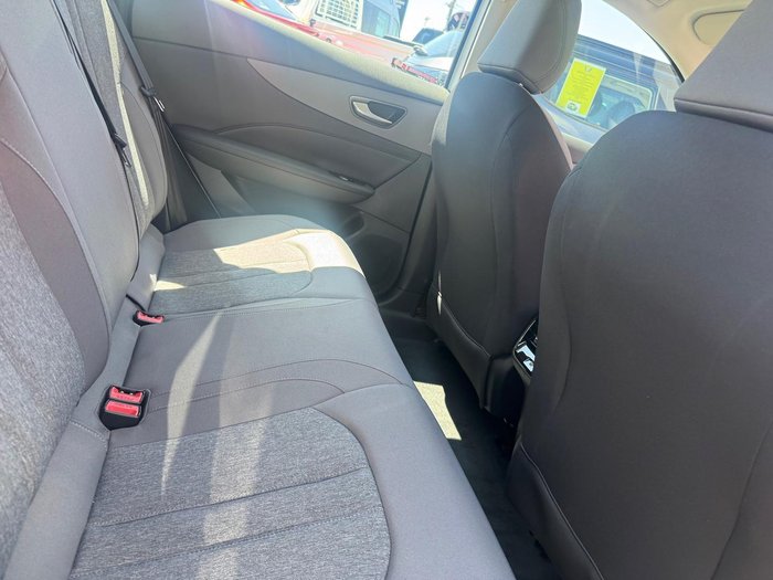 2025 MG MGS5 EV Excite 49