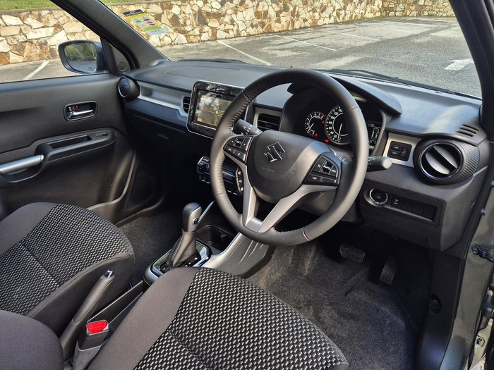 2024 Suzuki Ignis Shadow