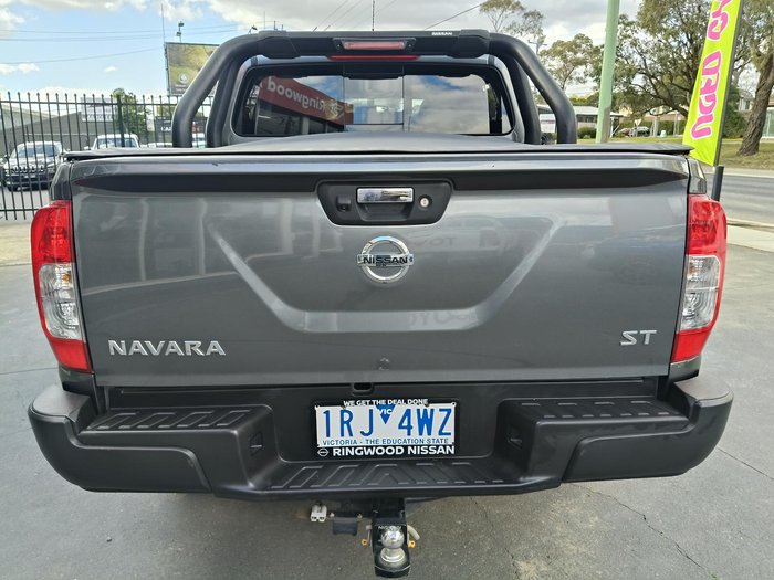 2020 Nissan Navara ST