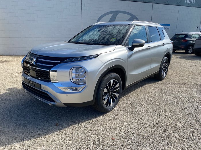 2025 MITSUBISHI Outlander LS