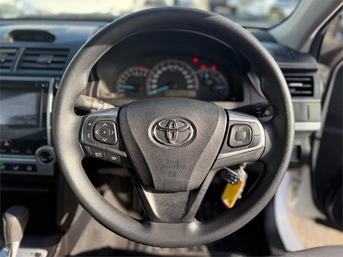2017 TOYOTA CAMRY ALTISE