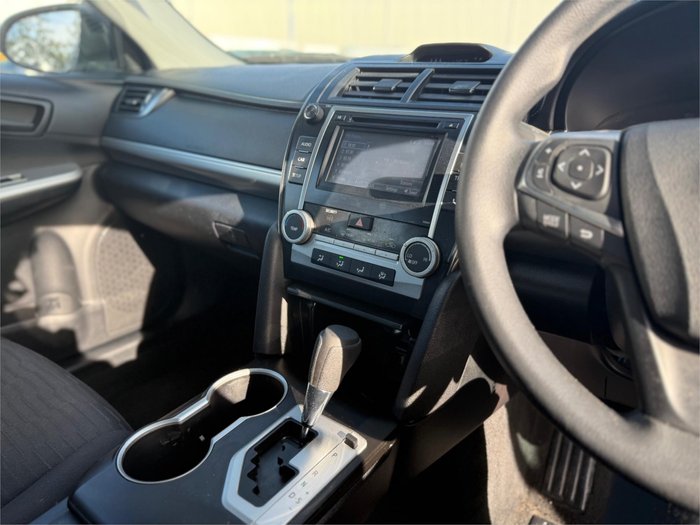 2017 TOYOTA CAMRY ALTISE