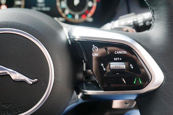 2024 Jaguar E-PACE P250 R-Dynamic SE