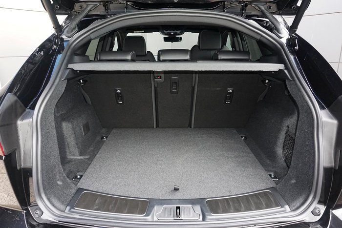 2024 Jaguar E-PACE P250 R-Dynamic SE
