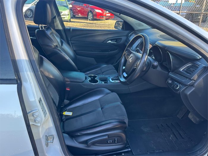 2016 HOLDEN COMMODORE SV6 BLACK EDITION