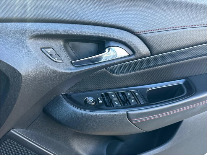 2016 HOLDEN COMMODORE SV6 BLACK EDITION