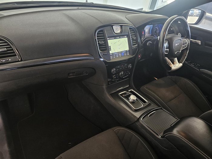 2019 Chrysler 300 SRT Core LX MY19 Silver Mist