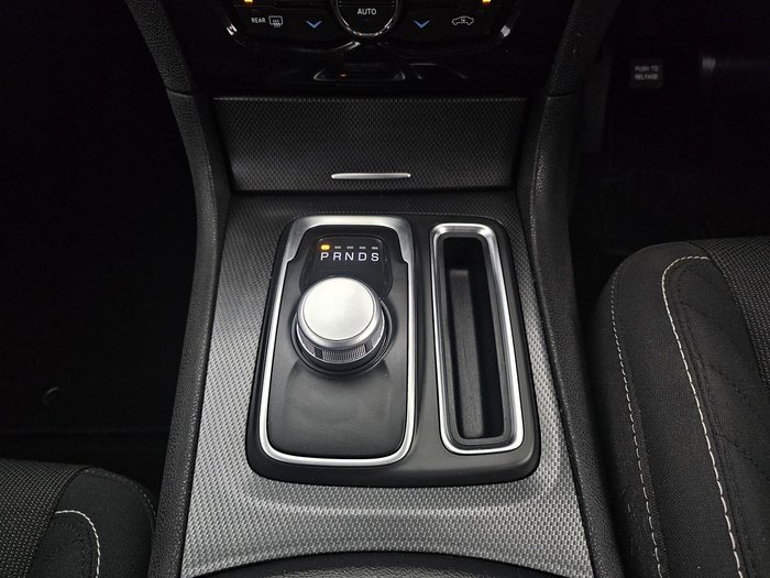 2019 Chrysler 300 SRT Core LX MY19 Silver Mist