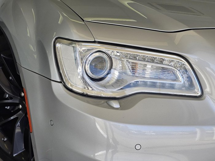 2019 Chrysler 300 SRT Core LX MY19 Silver Mist