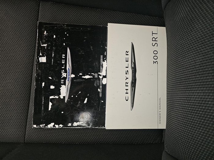 2019 Chrysler 300 SRT Core