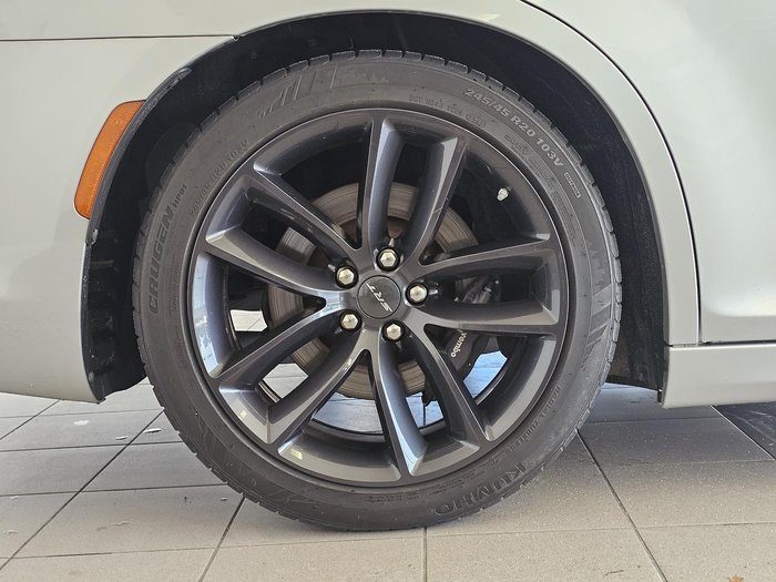 2019 Chrysler 300 SRT Core LX MY19 Silver Mist