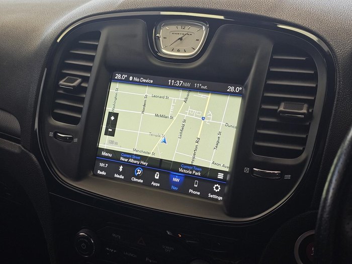 2019 Chrysler 300 SRT Core