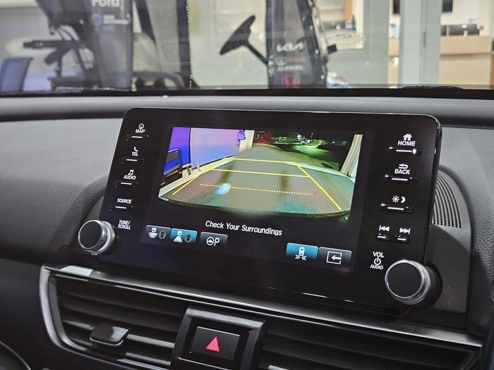 2020 Honda Accord VTi-LX