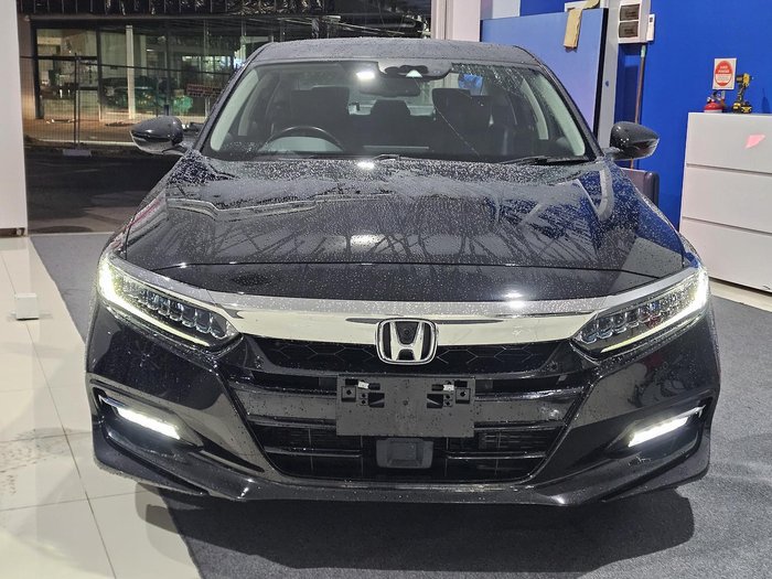 2020 Honda Accord VTi-LX