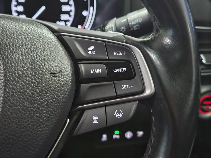 2020 Honda Accord VTi-LX