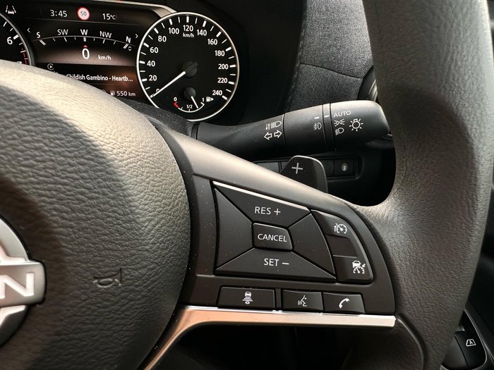 2024 Nissan JUKE ST+
