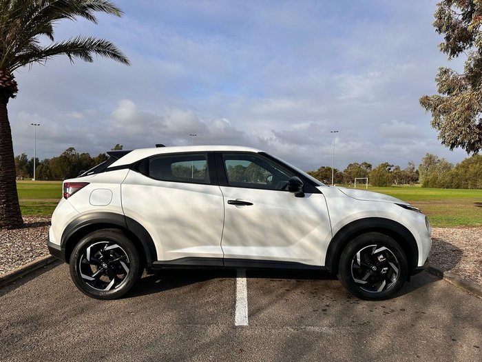 2024 Nissan JUKE ST+