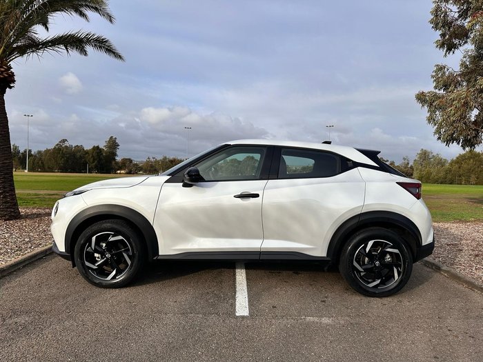 2024 Nissan JUKE ST+