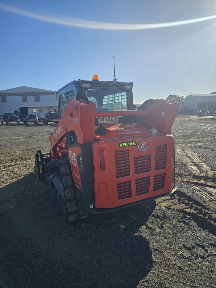 2023 Kubota Svl75-2 Orange