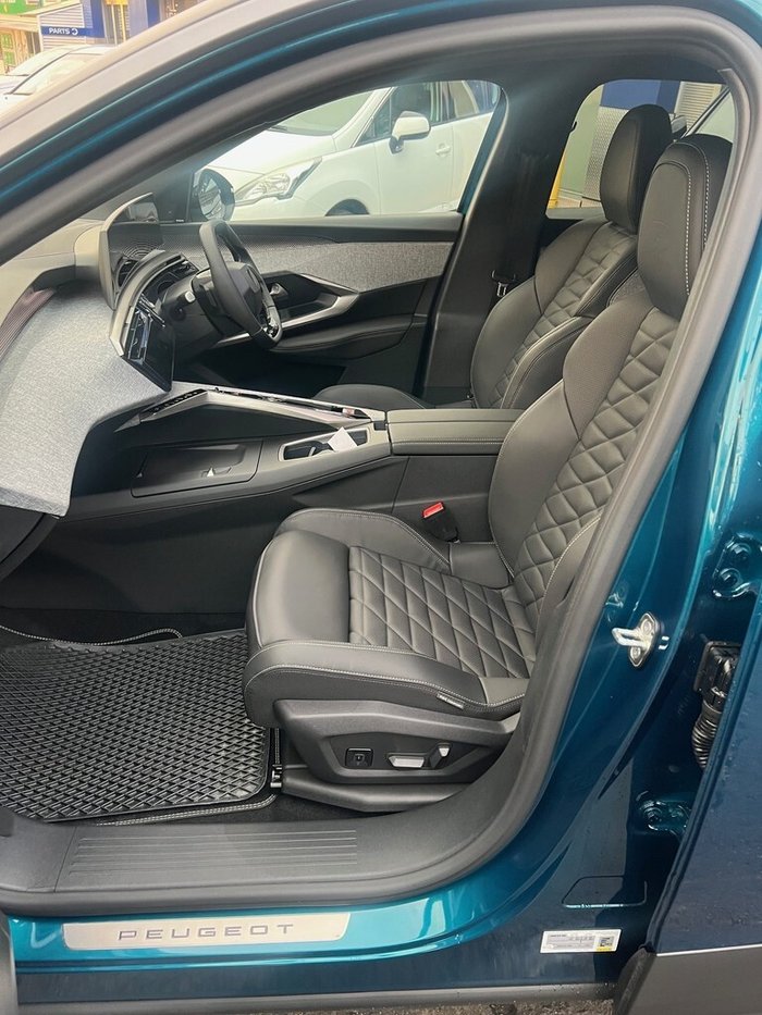 2025 Peugeot 3008 GT Premium e-DCS Hybrid