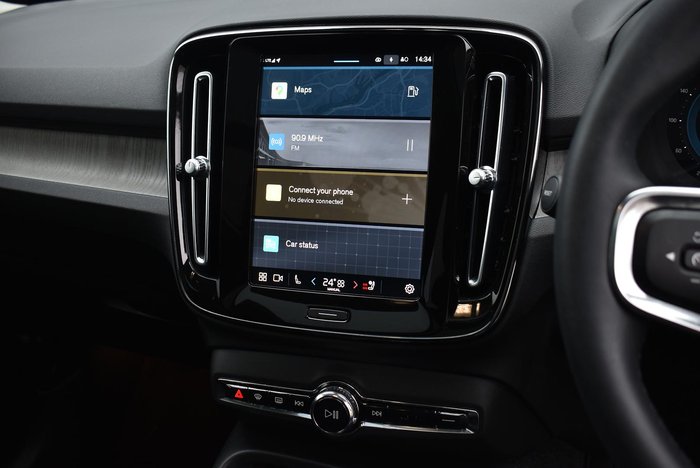 2022 Volvo XC40 Ultimate B5 Dark MY23 AWD Bright Dusk