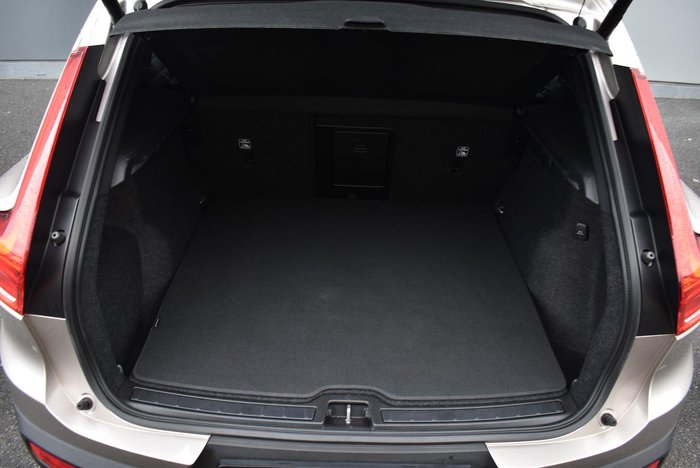 2022 Volvo XC40 Ultimate B5 Dark MY23 AWD Bright Dusk