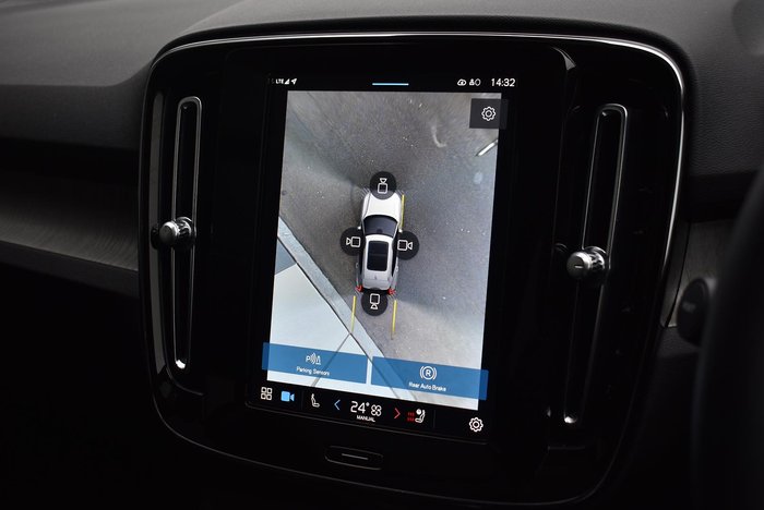 2022 Volvo XC40 Ultimate B5 Dark MY23 AWD Bright Dusk
