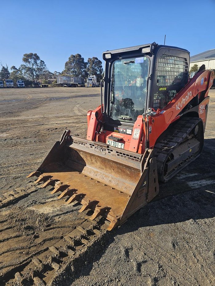 2023 Kubota Svl75-2 Orange