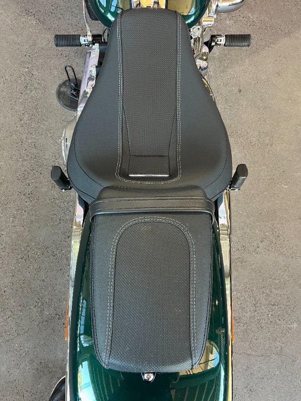 2024 Harley-davidson FXBR BREAKOUT (117) ALPINE GREEN