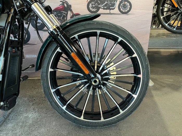 2024 Harley-davidson FXBR BREAKOUT (117) ALPINE GREEN