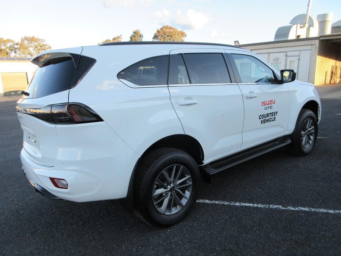 2025 Isuzu MU-X LS-U