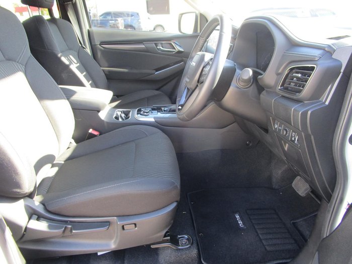 2025 Isuzu MU-X LS-U