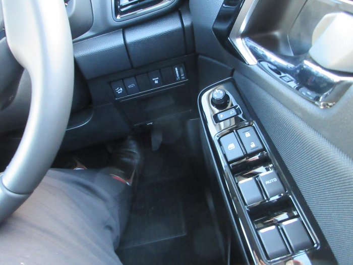 2025 Isuzu MU-X LS-U