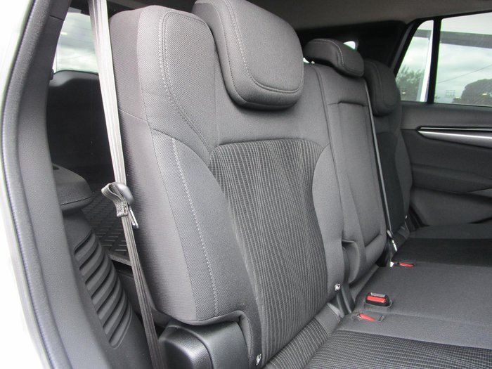 2025 Isuzu MU-X LS-U