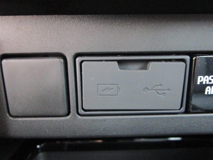 2025 Isuzu MU-X LS-U