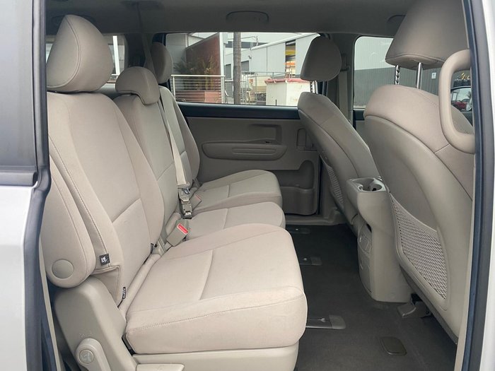 2019 Kia Carnival S