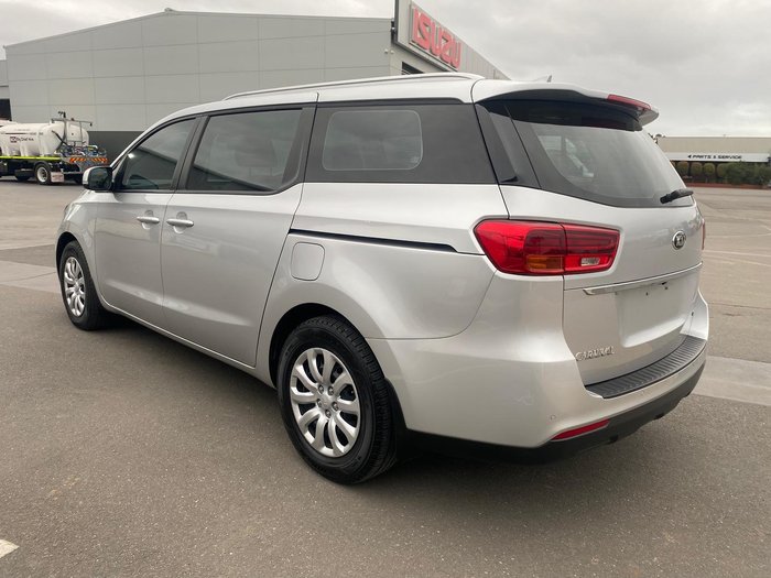 2019 Kia Carnival S
