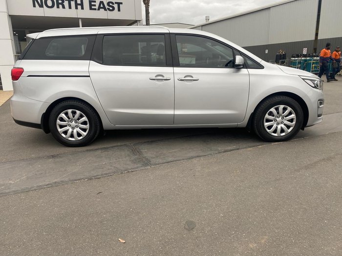 2019 Kia Carnival S