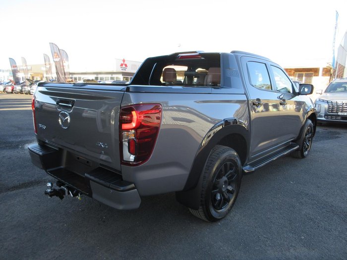 2025 Mazda BT-50 SP