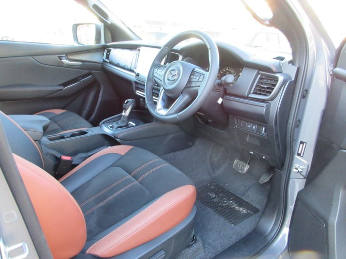 2025 Mazda BT-50 SP
