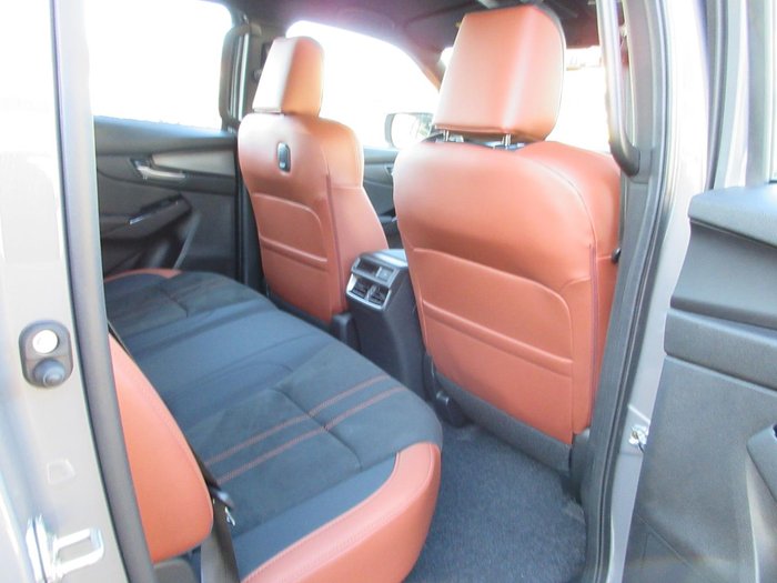 2025 Mazda BT-50 SP