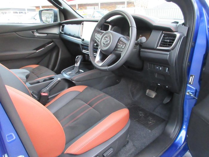 2025 Mazda BT-50 SP