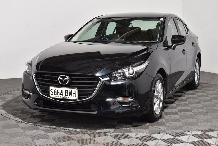 2018 Mazda 3 Maxx Sport