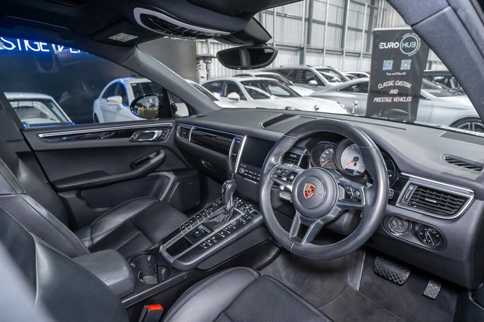 2018 Porsche Macan S