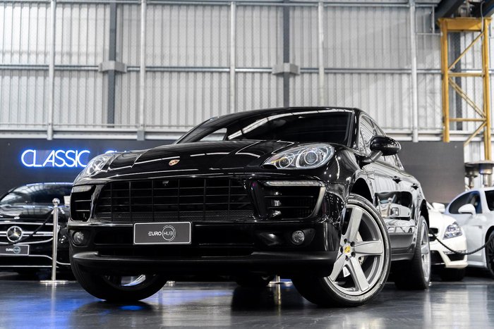 2018 Porsche Macan S