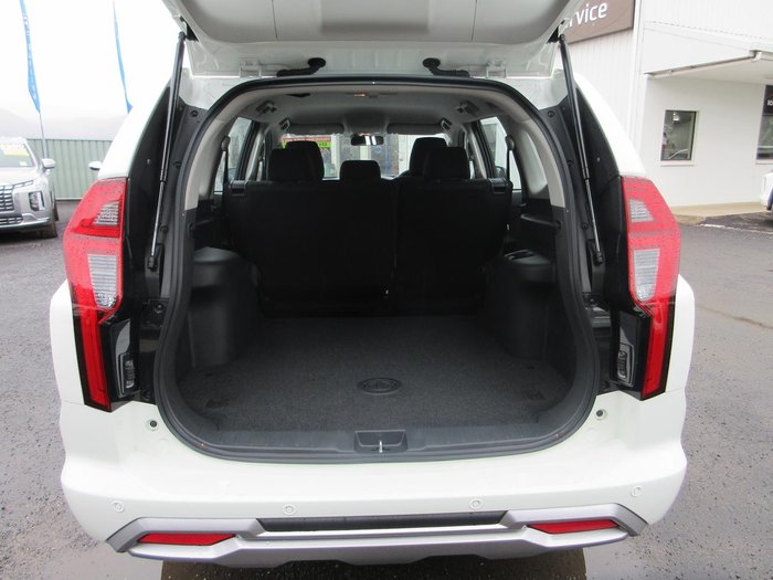 2025 Mitsubishi Pajero Sport GLX