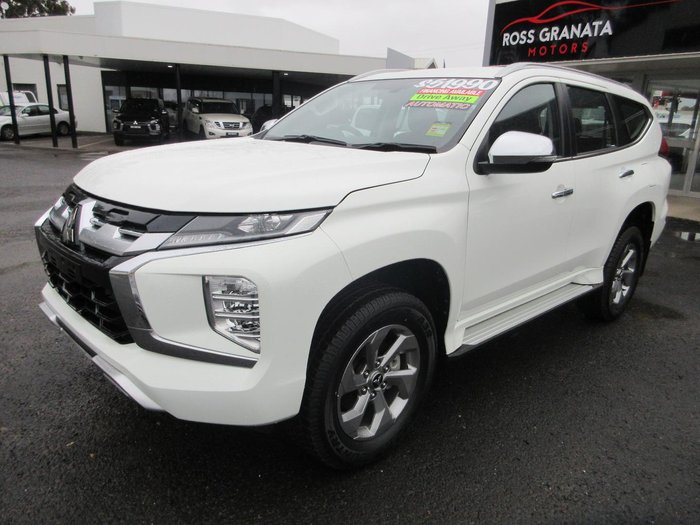 2025 Mitsubishi Pajero Sport GLX