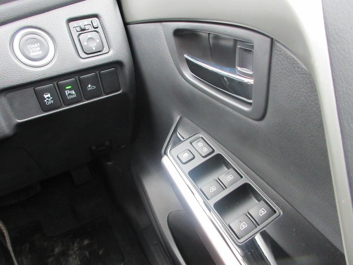 2025 Mitsubishi Pajero Sport GLX