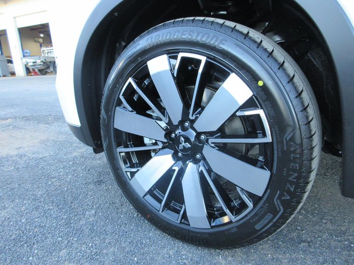 2025 Mitsubishi Outlander Aspire